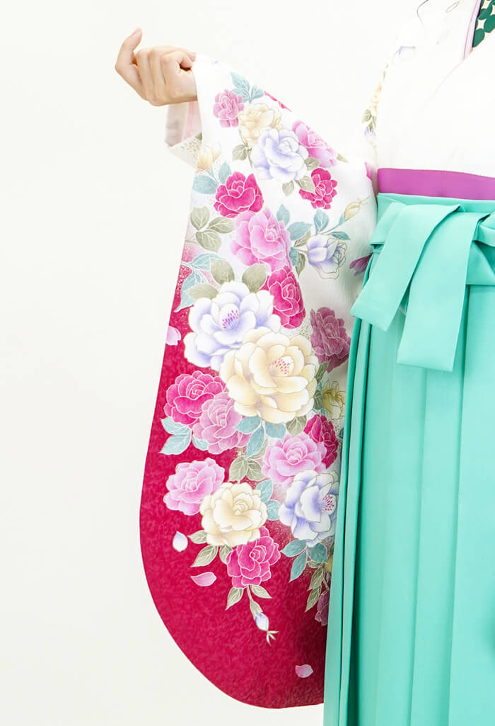 着物】白地ワイン袖ぼたん+【袴】ミントグリーン撫子に橘｜卒業式袴